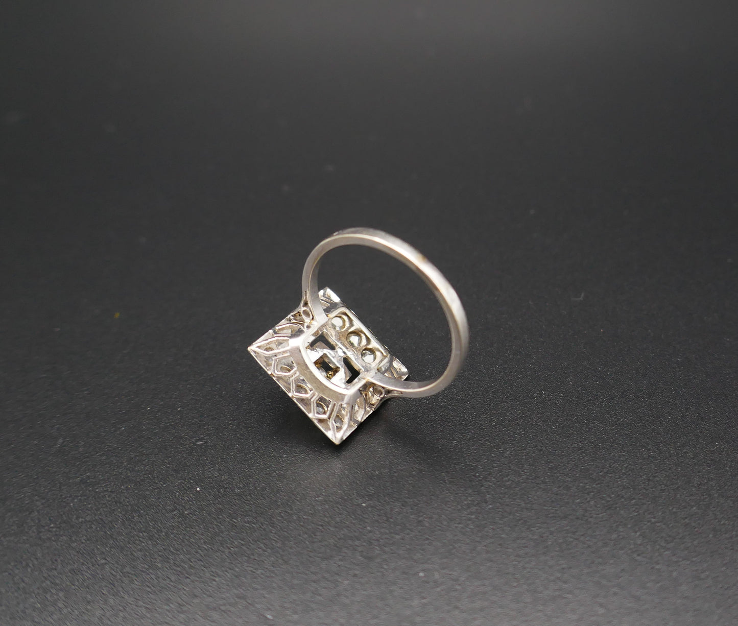 Bague vintage Diamants, Or Blanc 18 Carats.