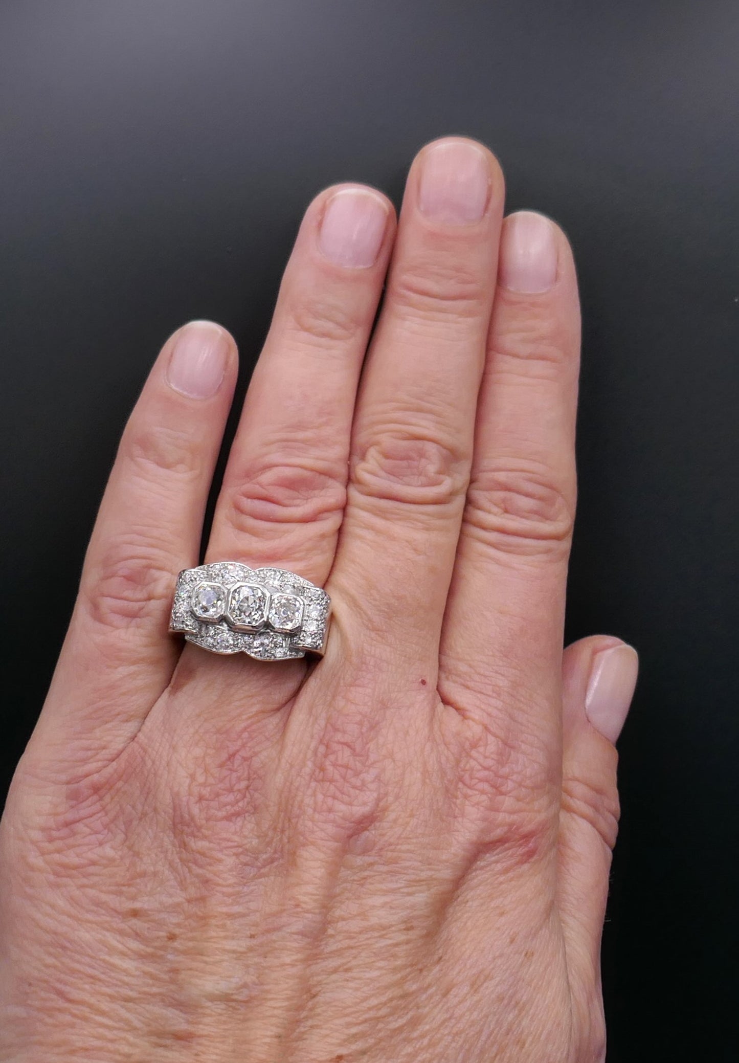Bague Chevalière Art Déco Diamants 2,80 ct, Platine.