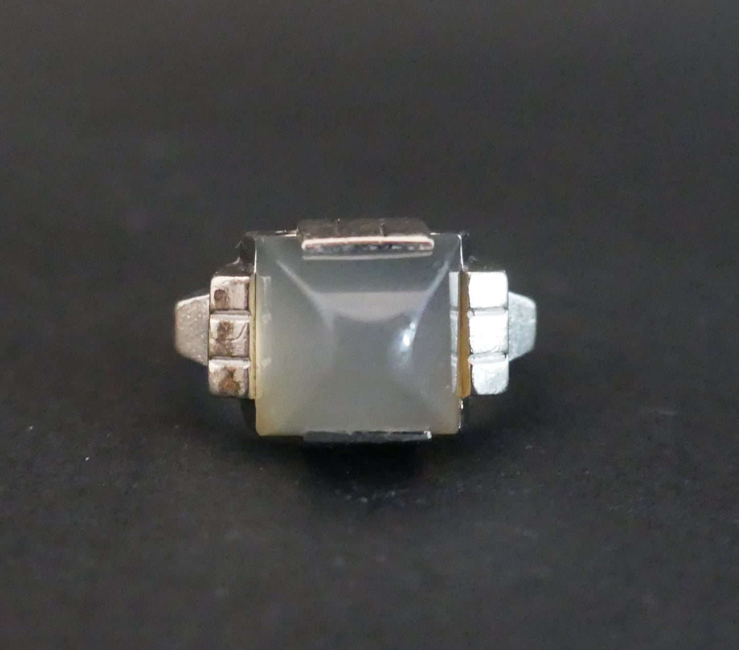 Bague art déco En Argent Ornée d'Une Pierre