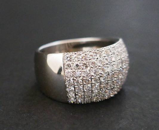 Bague Pavage Diamants, Or Blanc 18 Carats
