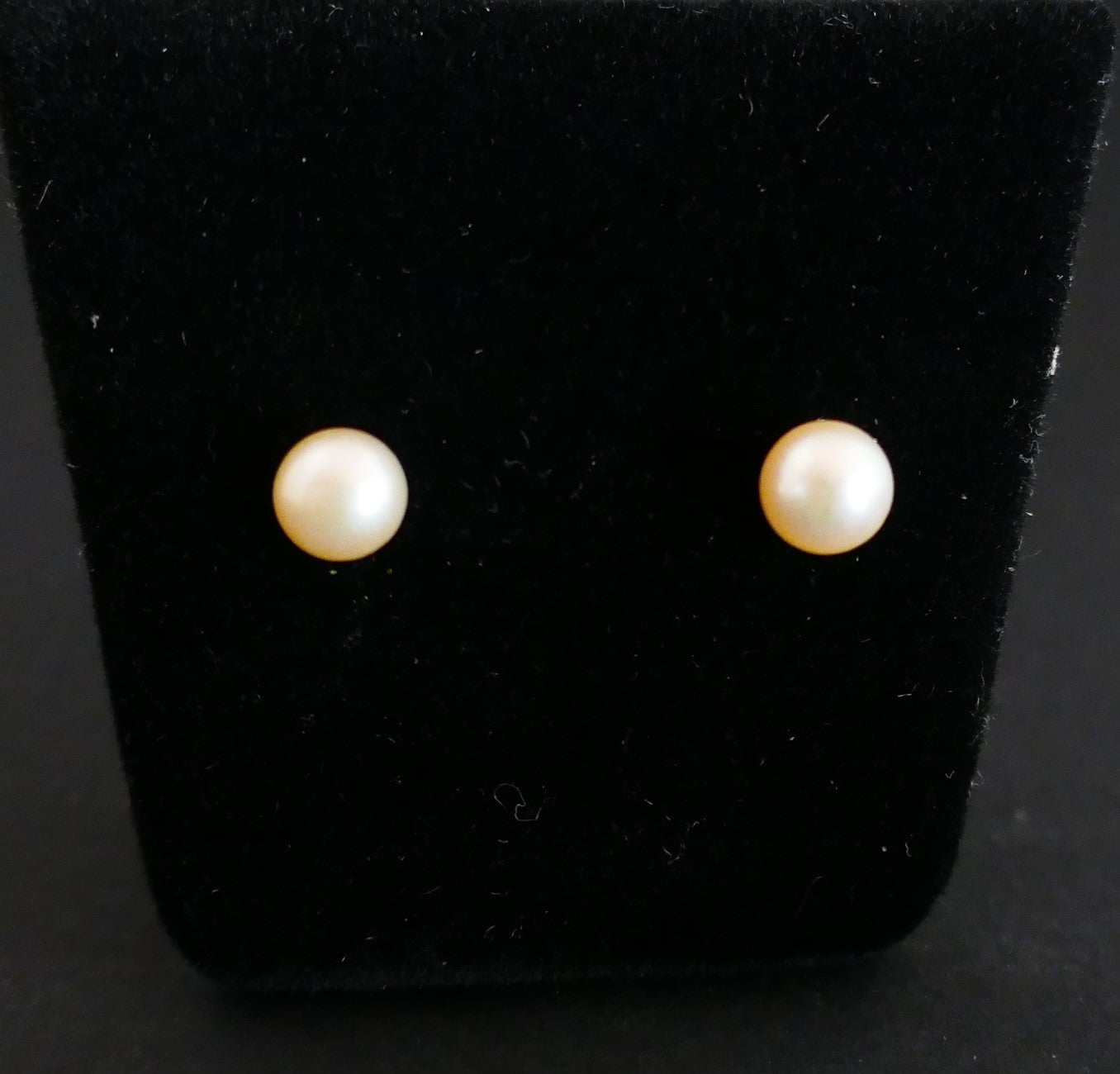 Paire De Boucles d'Oreilles Perles De Culture, 5,50 mm.