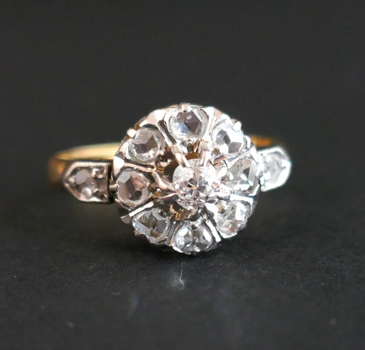 Bague Ancienne Marguerite Sertie De Diamants Taille Rose