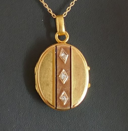 Pendentif Ouvrant Diamants Taille Rose Et émail, chaîne en or 18K