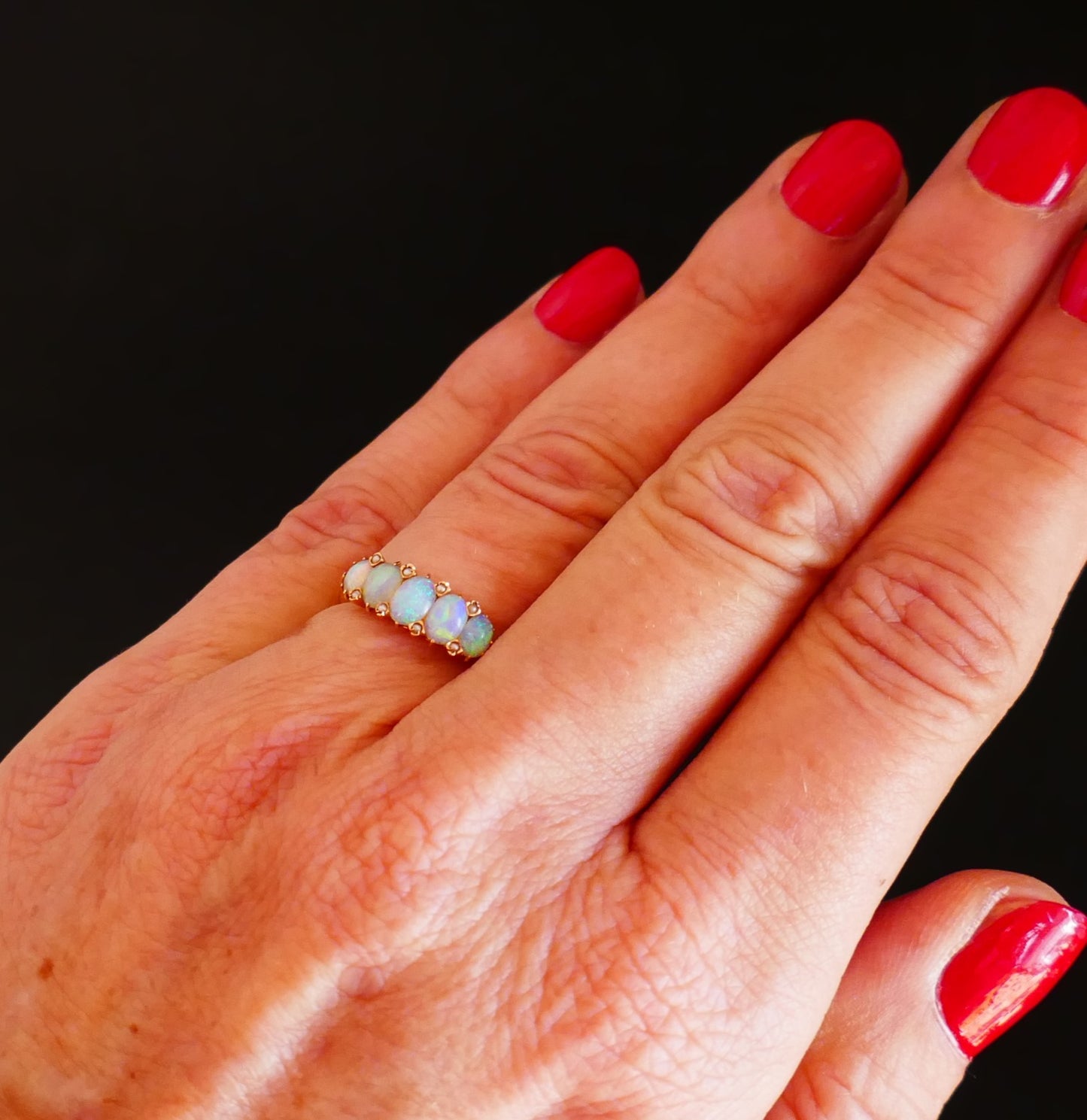 Bague Jarretière Opales Et Perles Fines