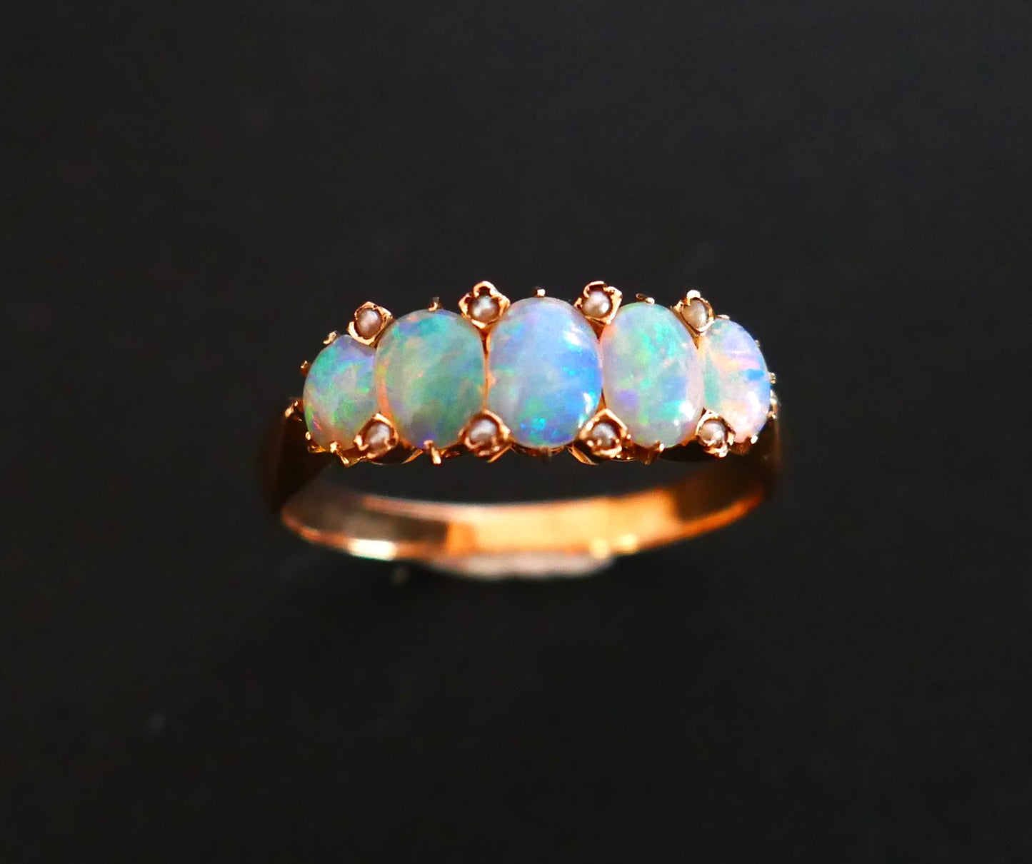 Bague Jarretière Opales Et Perles Fines