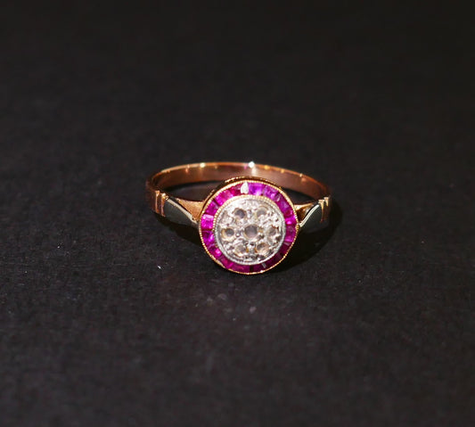Bague Art Déco Diamants Et Rubis Calibrés, Or 18 Carats