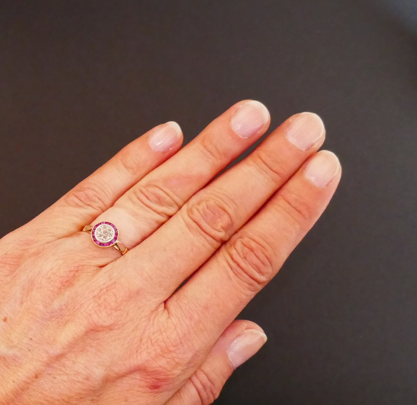Bague Art Déco Diamants Et Rubis Calibrés, Or 18 Carats