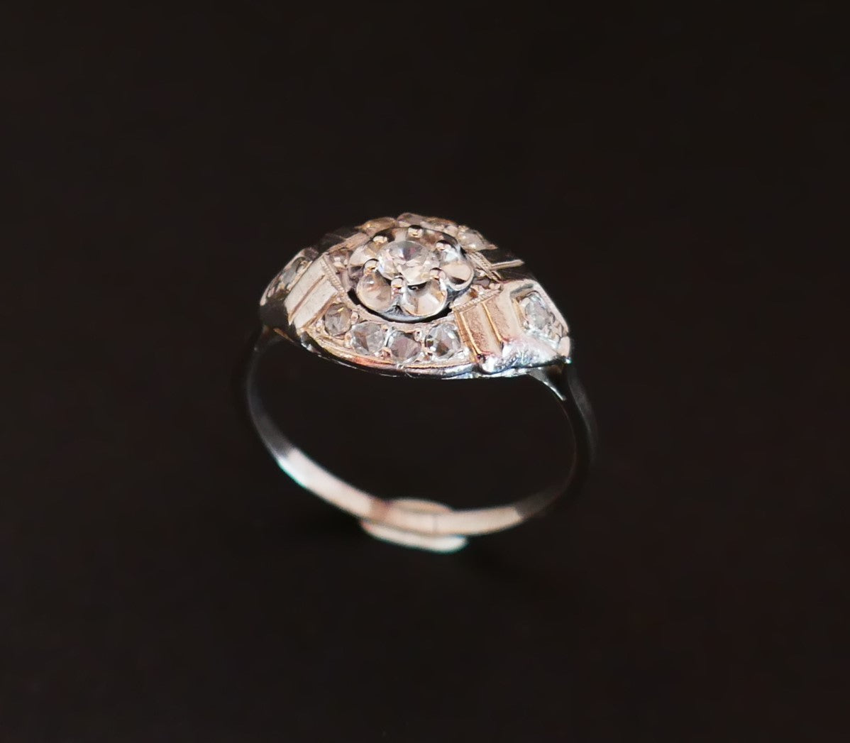 Bague Art Déco Sertie De Diamants, Or 18 Carats Et Platine