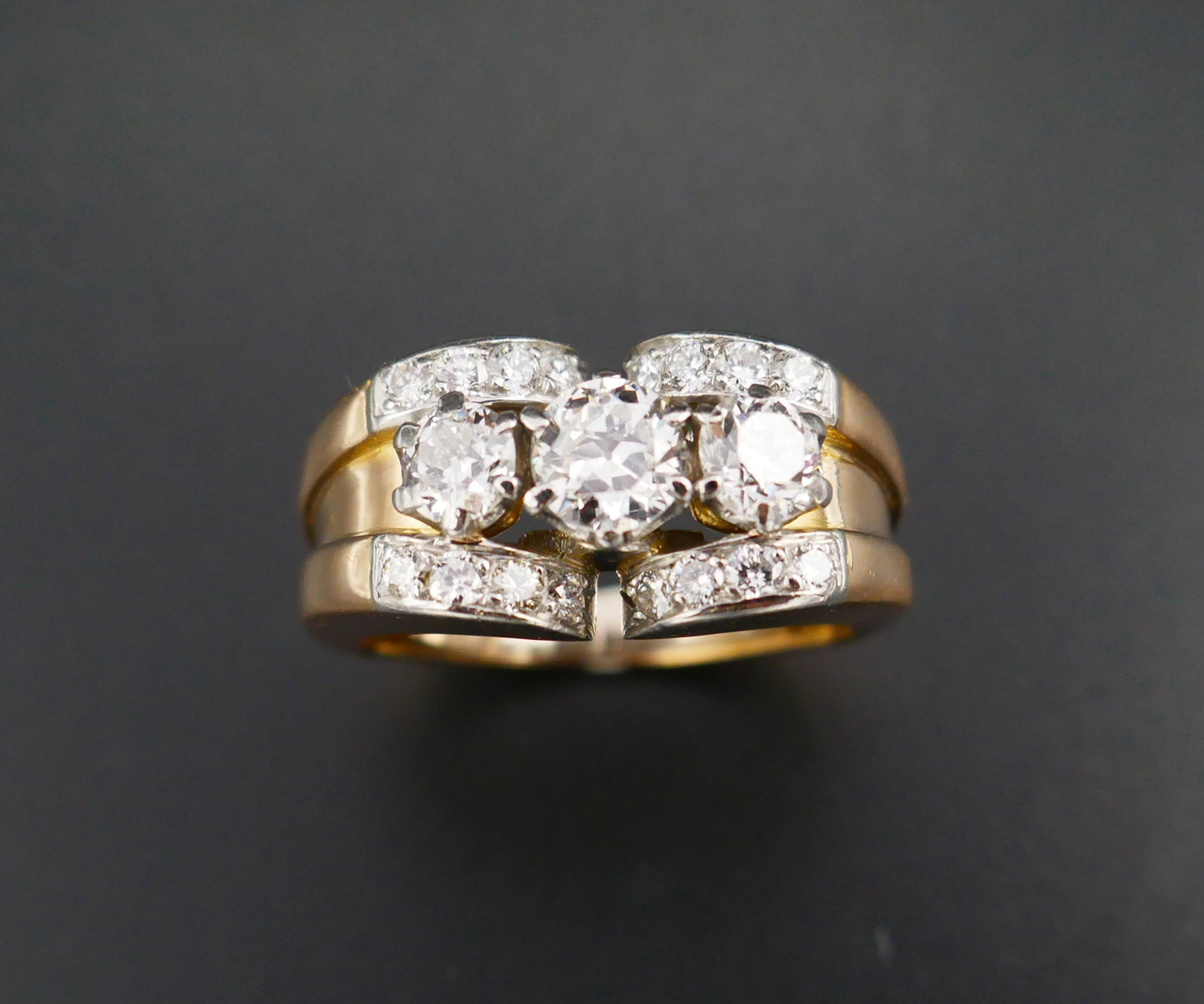 Bague Tank Ornée De Diamants, Or 18 Carats