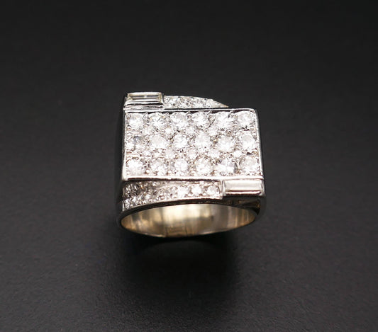 Chevalière Art Déco Sertie De 1,50 Carat De Diamants, Monture Platine