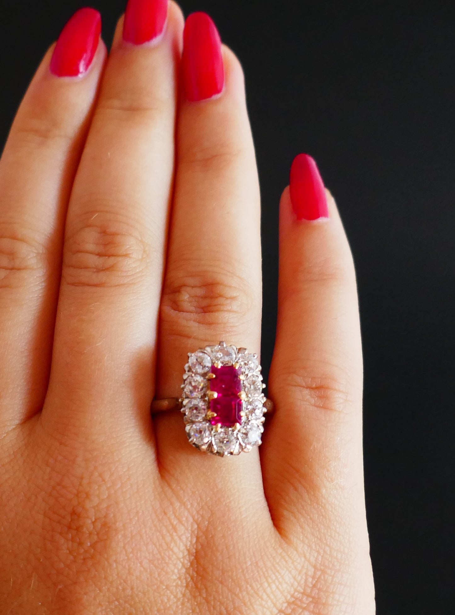 Bague Ancienne Diamants Et Rubis Verneuil Calibrés