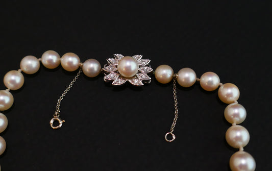 Collier De Perles De Culture, Fermoir Or Blanc 18 Carats, Perle Et Diamants