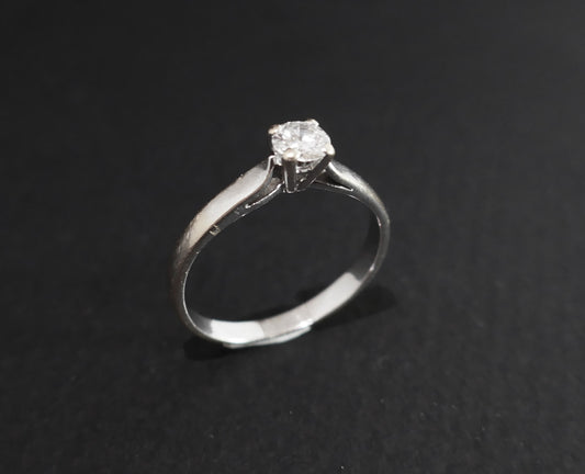 Solitaire Diamant 0,15 Carat, Or Blanc 18 Carats