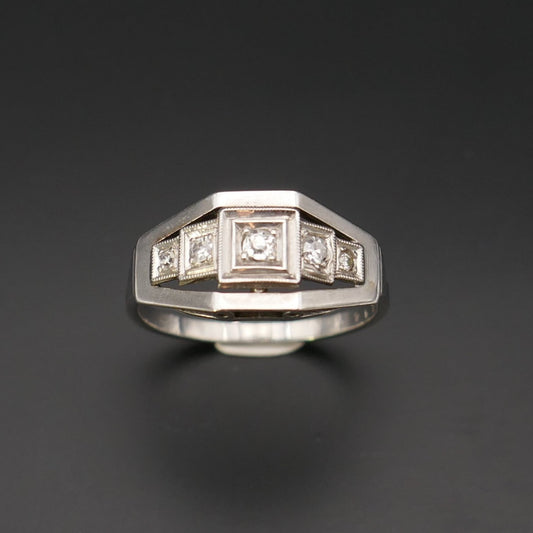 Bague Art Déco Ornée De 5 Diamants, Or 18 Carats Et Platine