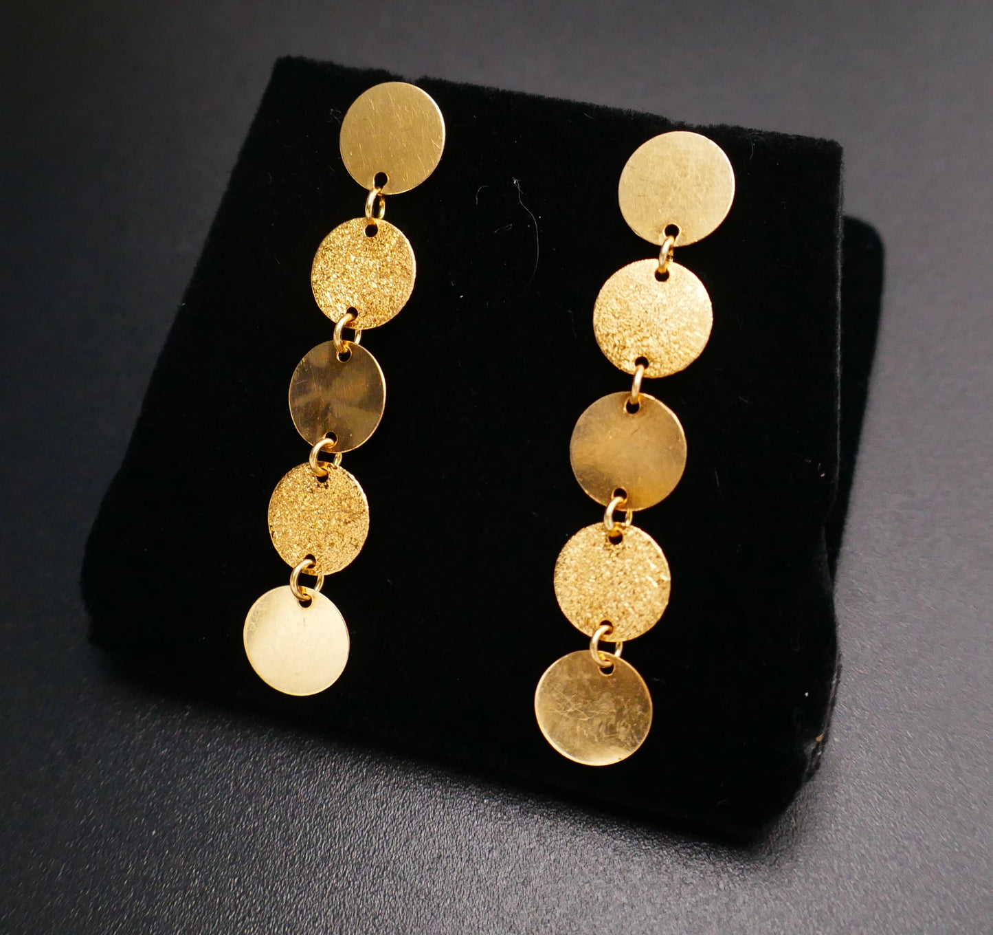Boucles d'Oreilles Disques En Or 18 Carats.