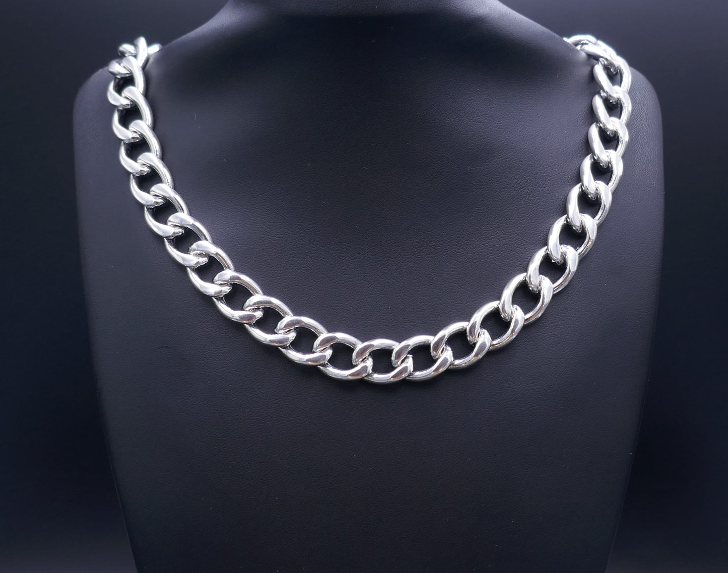 Collier Argent Maille, 98,1 Grammes.