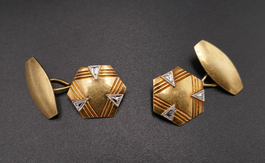 Paire De Boutons De Manchettes Art Déco, Or 18 Carats.