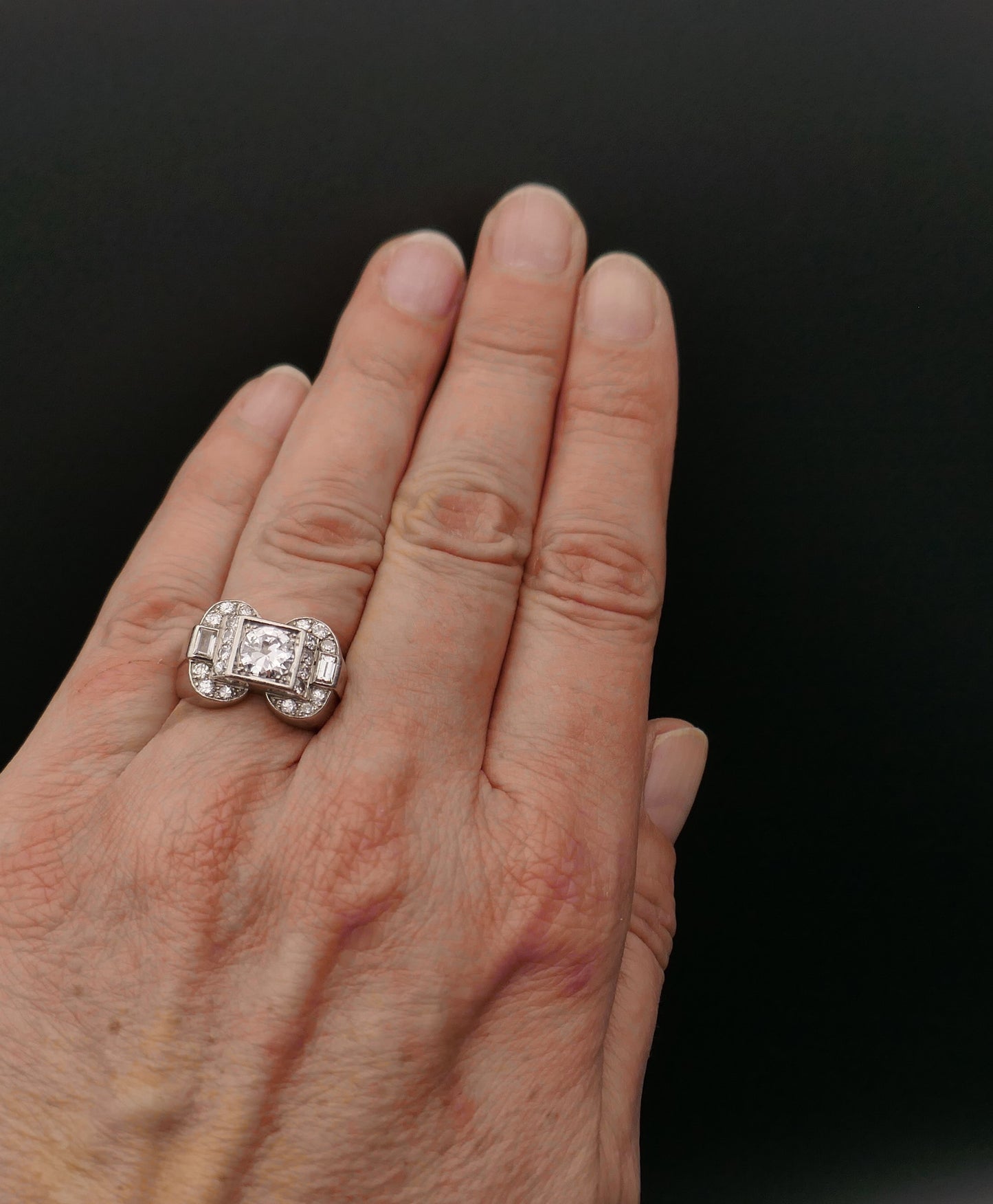 Bague Chevalière sertie de diamants 1,80 ct, Platine.