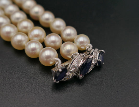 Bracelet 3 Rangs De Perles De Culture, Saphirs Et Diamants.
