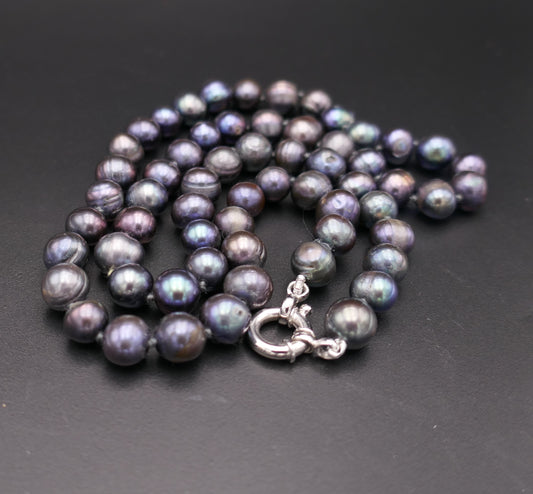 Collier De Perles De Tahiti, Fermoir Or blanc 18 carats.