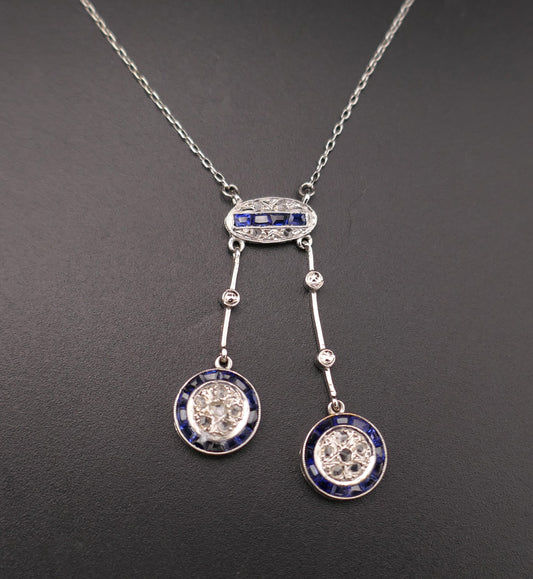 Collier négligé d'époque Art Déco Diamants Et saphirs Calibrés.