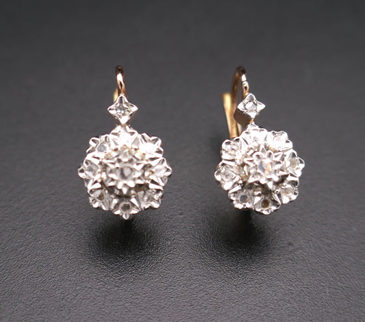 Boucles d'oreilles dormeuses diamants, poinçon ancien Tête de cheval (1838 - 1919).