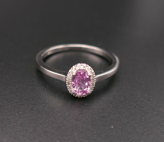 Bague saphir rose et diamants, or blanc 18 carats.
