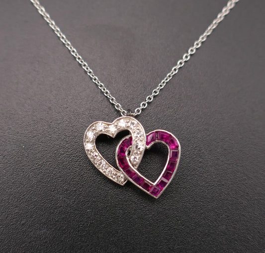 Chaîne avec Pendentif diamants et rubis, or 18 carats