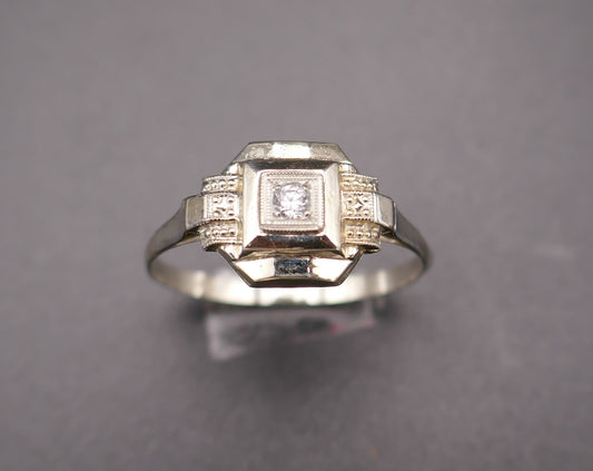 Bague Art Déco diamant, or 18 carats.