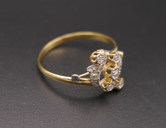 Bague ancienne diamants taille rose, poinçon tête de cheval, or 2 tons 18 carats.