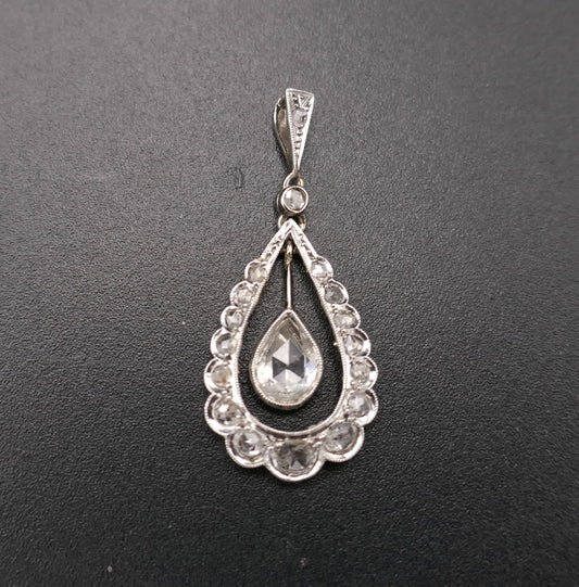 Collier Pendentif goutte ancien diamants taille rose, or 18 carats.