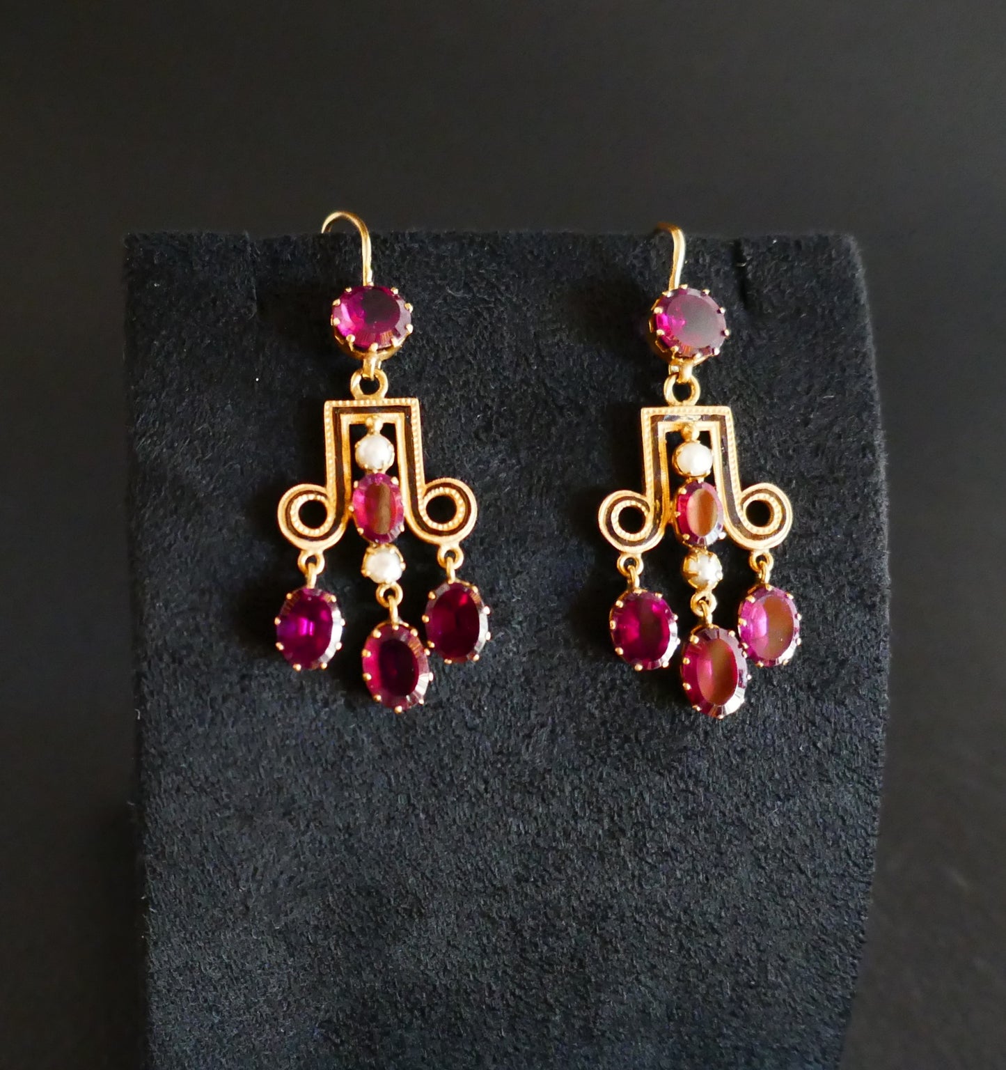 Boucles d'Oreilles Anciennes, Grenats, Perles Et émail