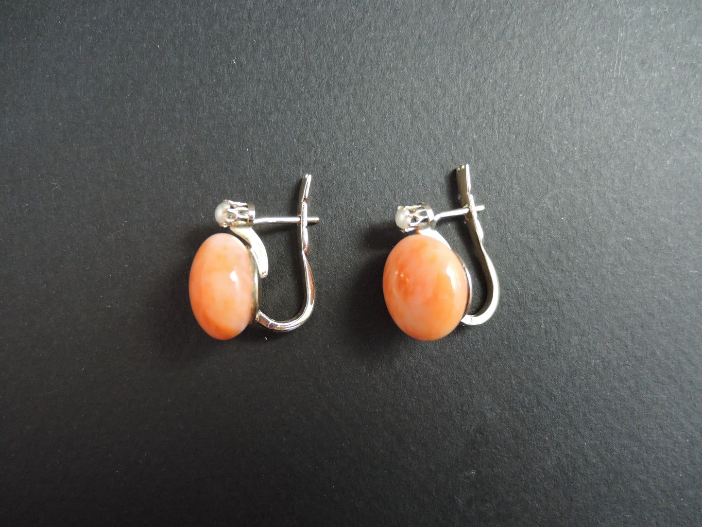 Importante Paire De Boucles d'Oreilles Corail Peau d'Ange Et Perle