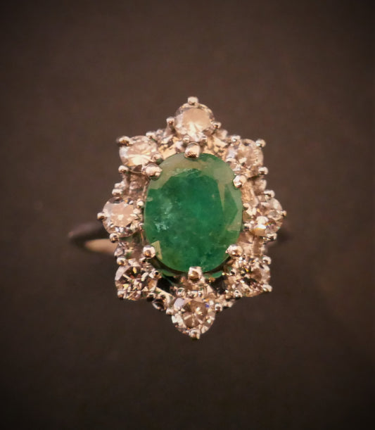 Bague émeraude Et Diamants, Or Blanc 18 Carats