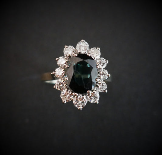 Bague Saphir Entourage Diamants (1,20 Ct), Or Blanc 18 Carats