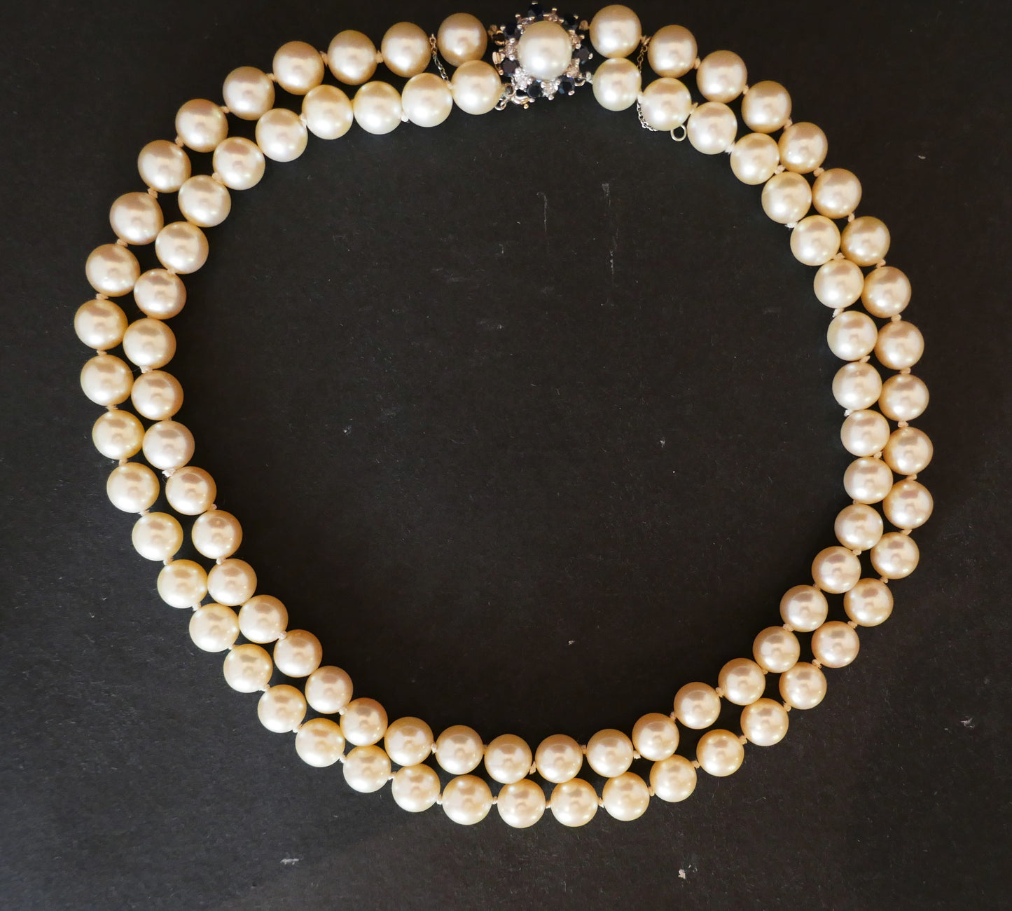 Collier De Perles De Culture Choker, Fermoirs Saphirs Et Diamants