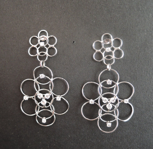 Boucles d'Oreilles Diamants, Or Blanc 18 Carats