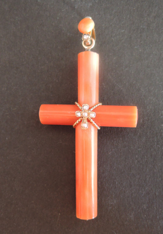 Croix En Corail et Perles Fines, Bélière En Or