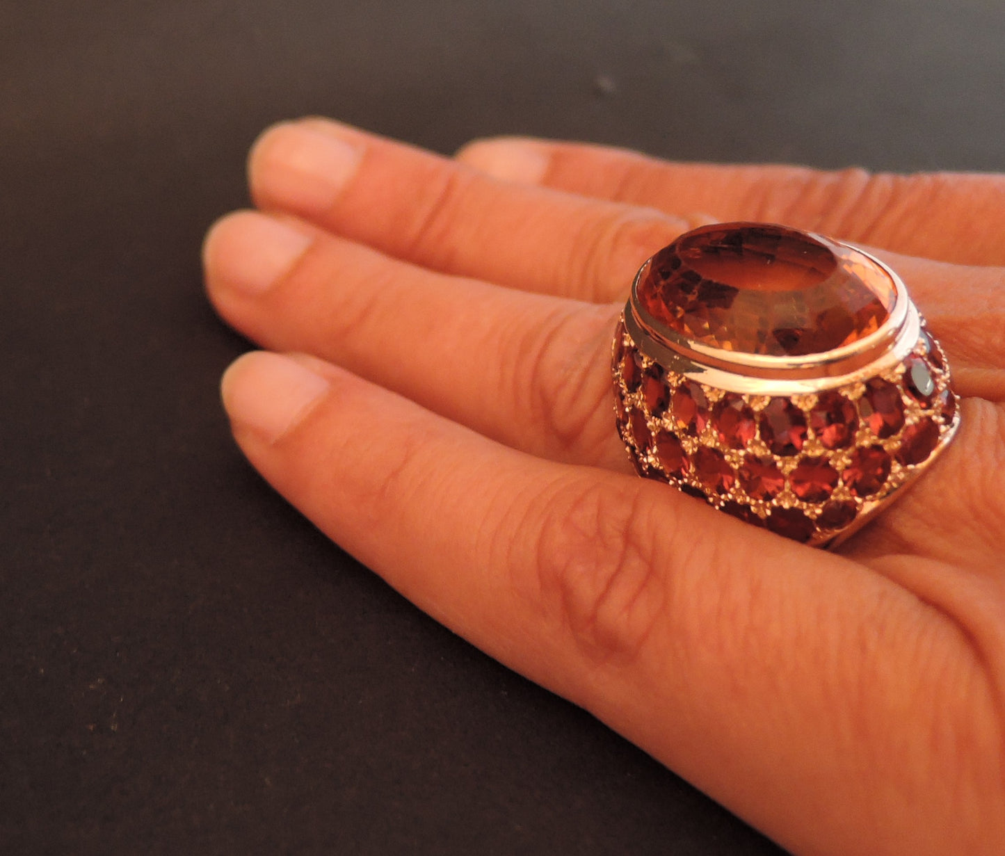 Importante Bague Citrine Et Grenats, Or Rose