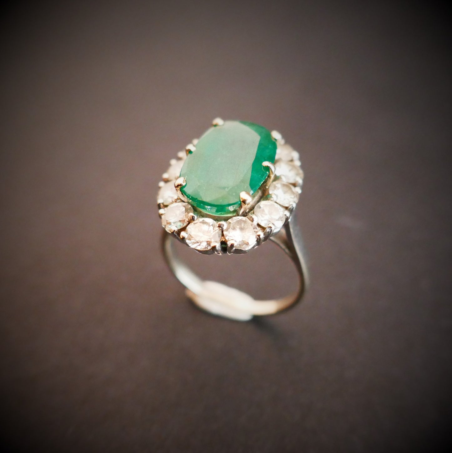Bague émeraude Diamants, Or Blanc 18 Carats