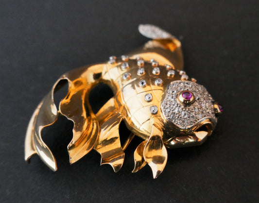 Broche Poisson Rubis Et Diamants, Platine et Or 18K