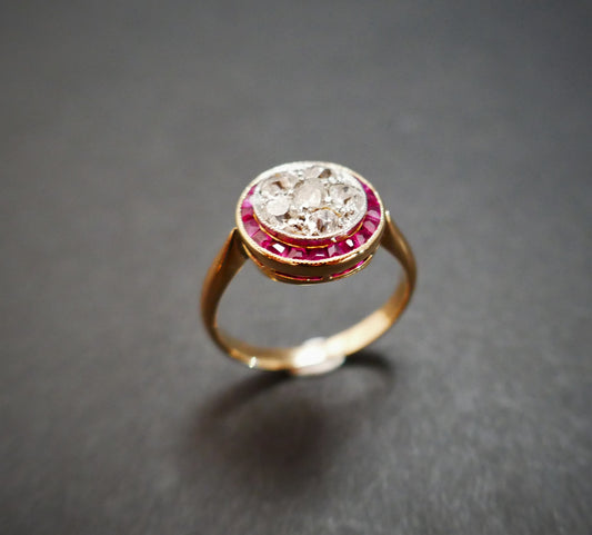 Bague Art Déco Diamants Et Rubis Calibrés, Or 18 Carats