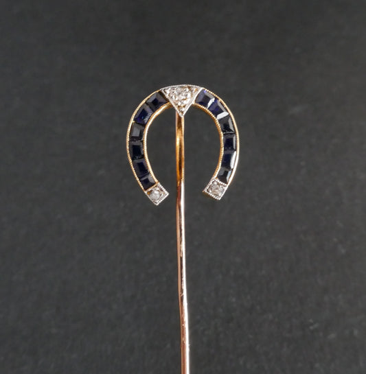 Epingle De Cravate Art Déco, Diamants Et Saphirs Calibrés