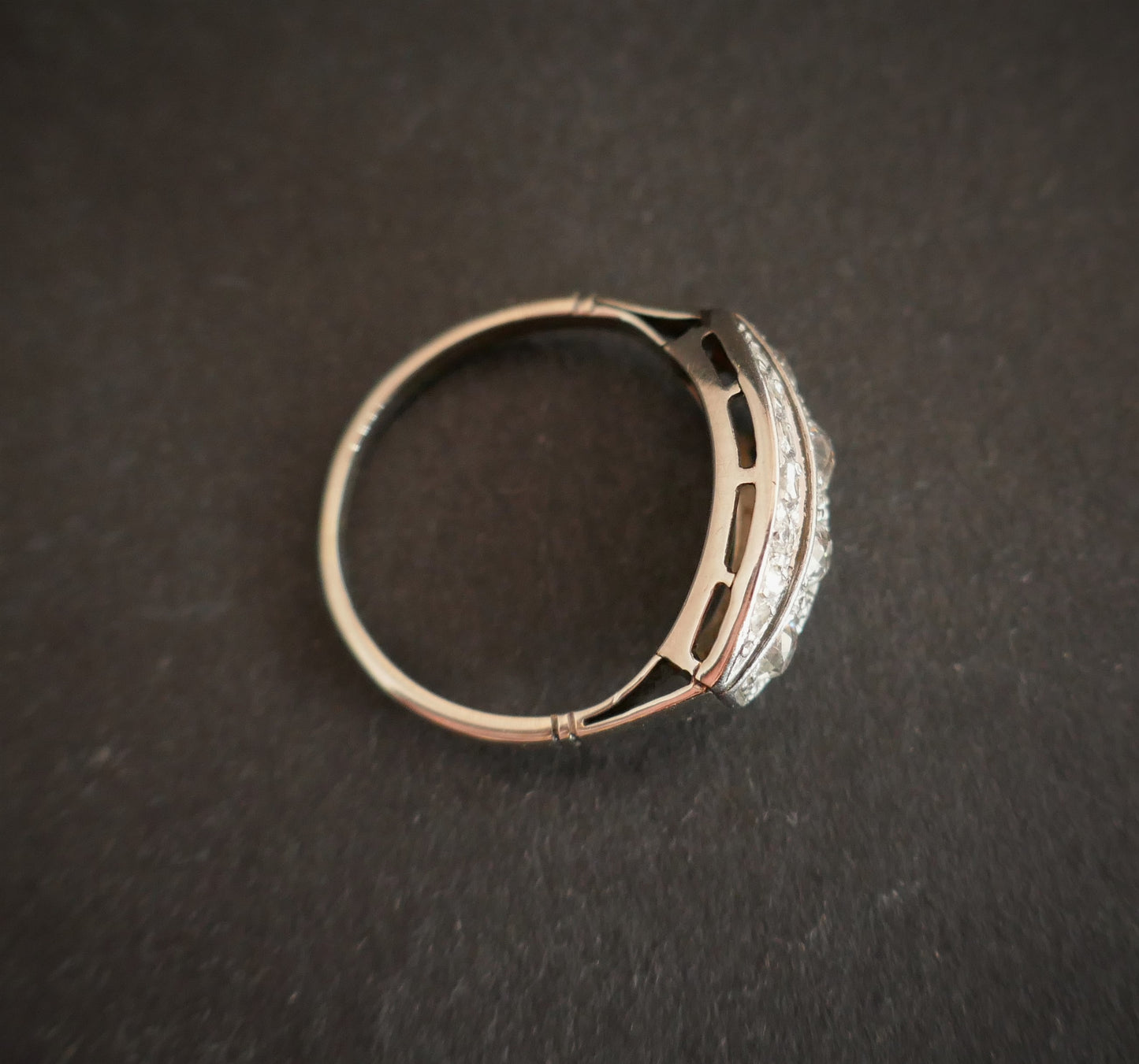 Bague Jarretière Diamants, Or Et Platine