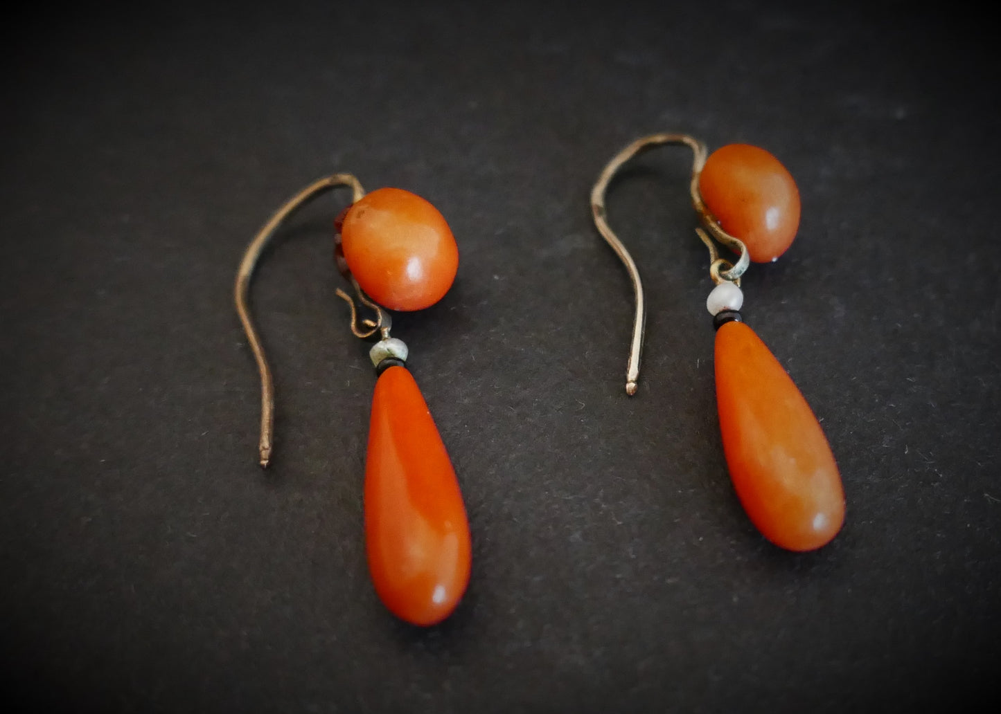 Pendants d'Oreilles Corail, époque XIXème