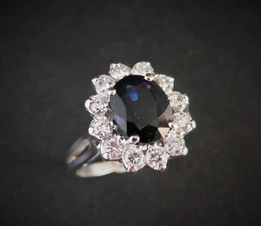 Bague Saphir Diamants, Or Blanc 18 Carats