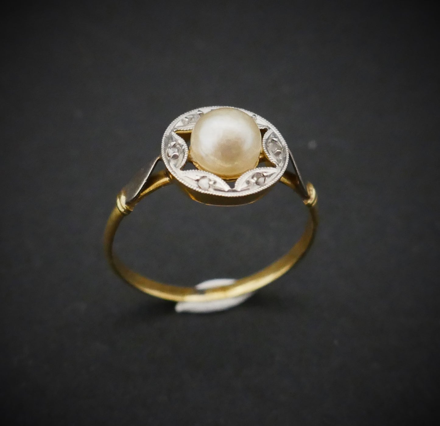 Bague Perle Et Diamants Taille Rose, Or 18k