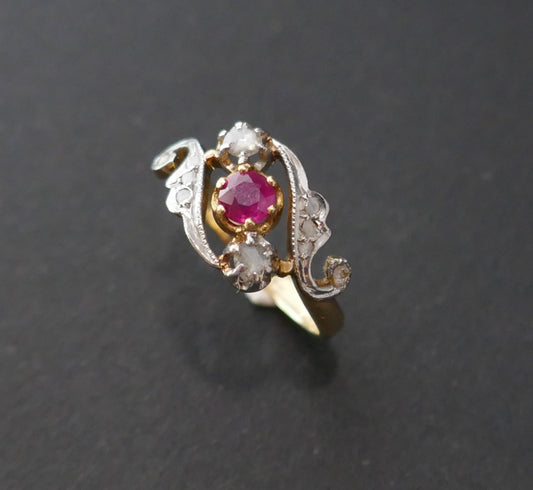Bague Ancienne Rubis Et Diamants