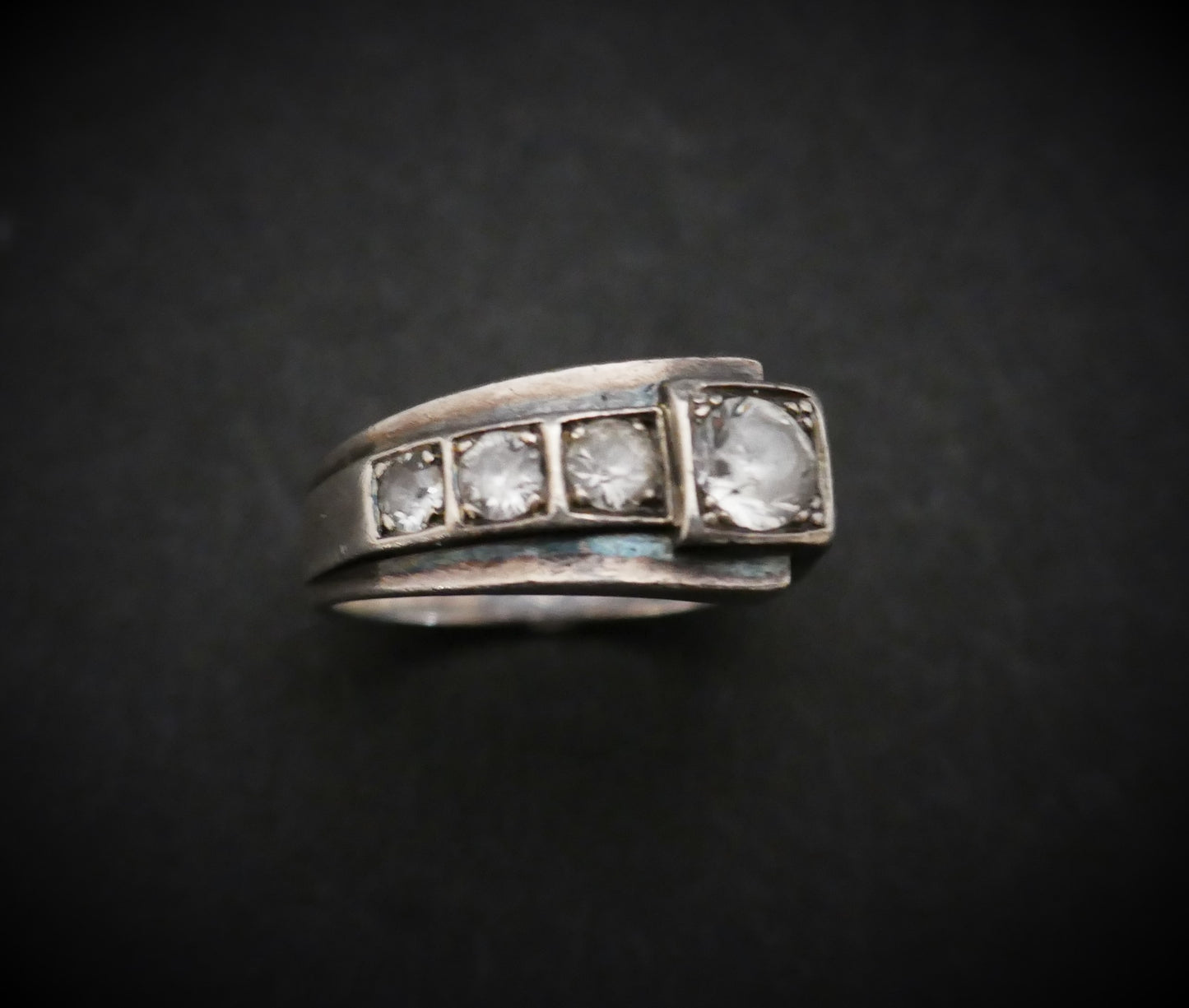 Bague Art Déco En Argent Et Pierres Blanches