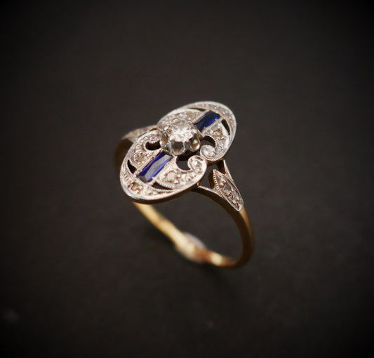 Bague Art Déco Diamants Et Saphirs Calibrés, Or 2 Tons